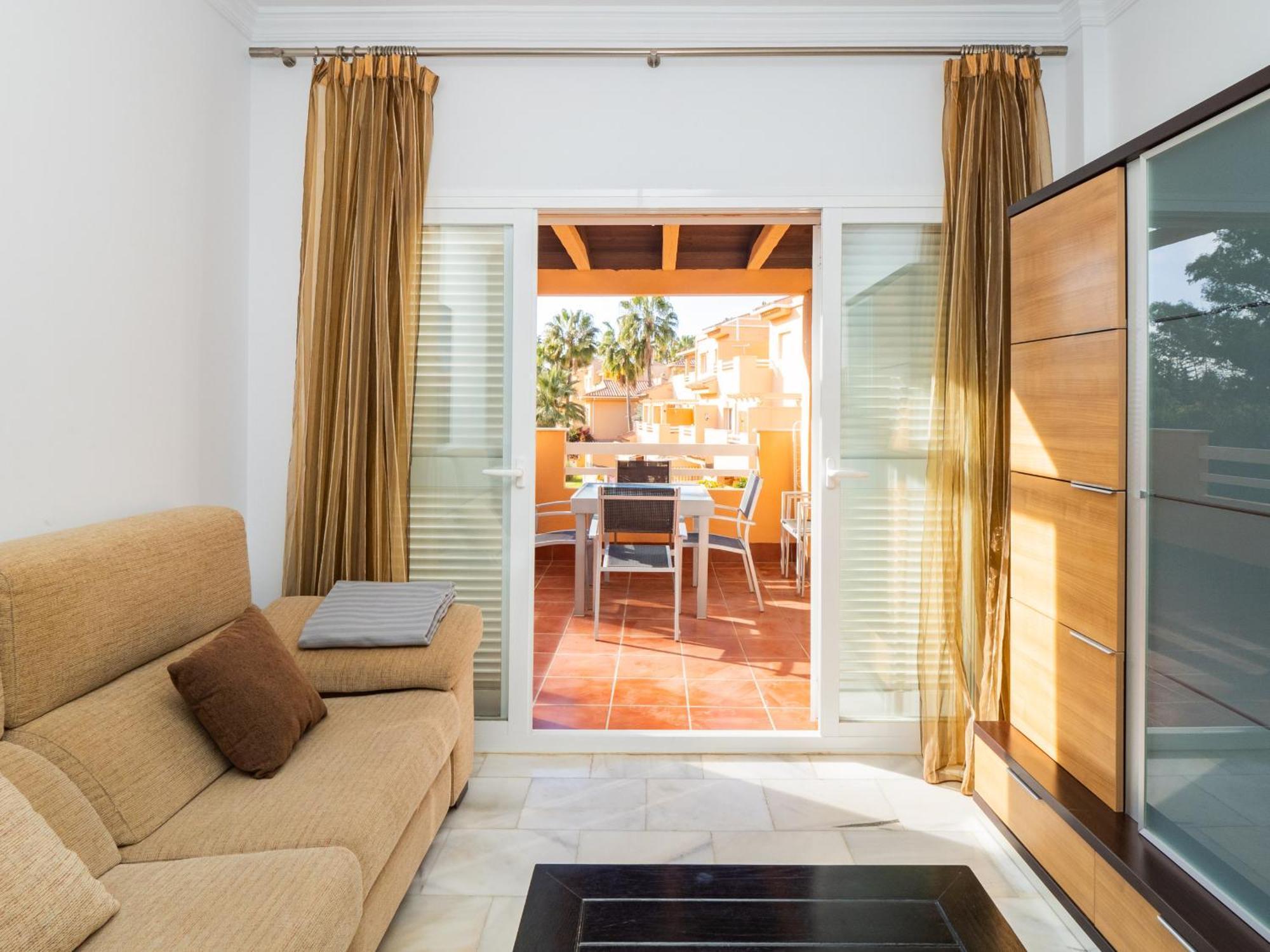 Appartamento Cubo's Cabopino Marbella