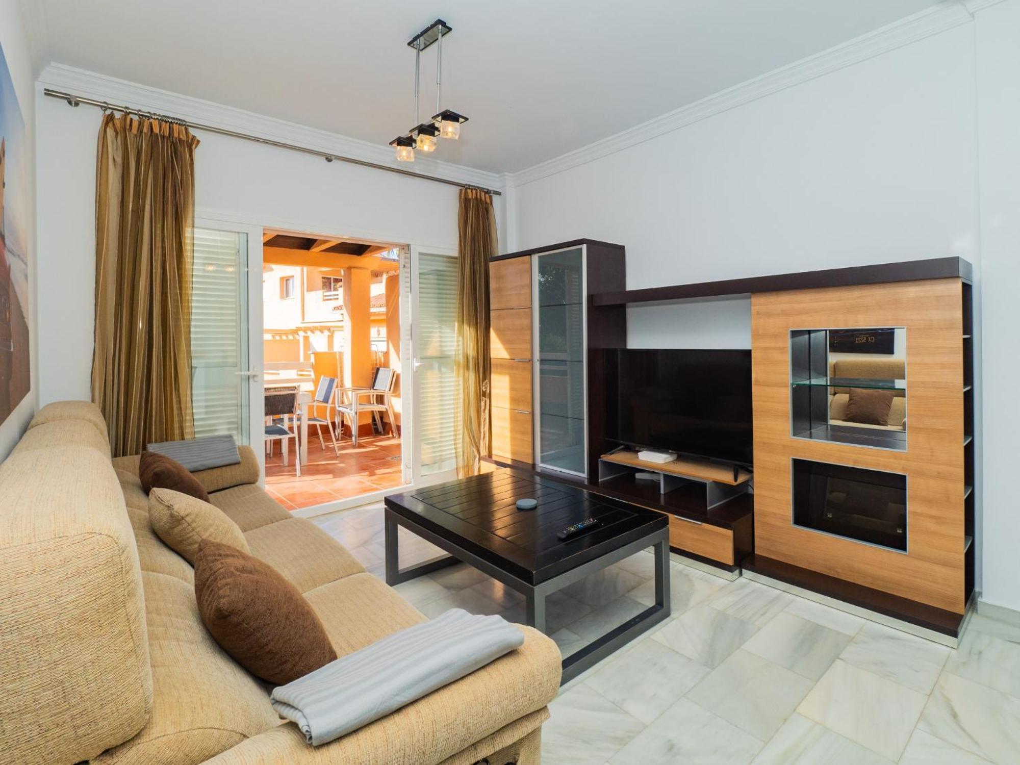 Appartamento Cubo's Cabopino Marbella
